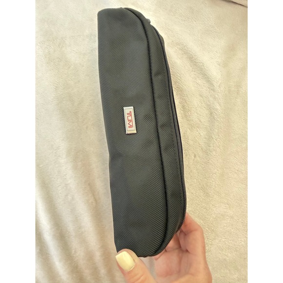 Tumi Other - TUMI Electronic Cord Pouch